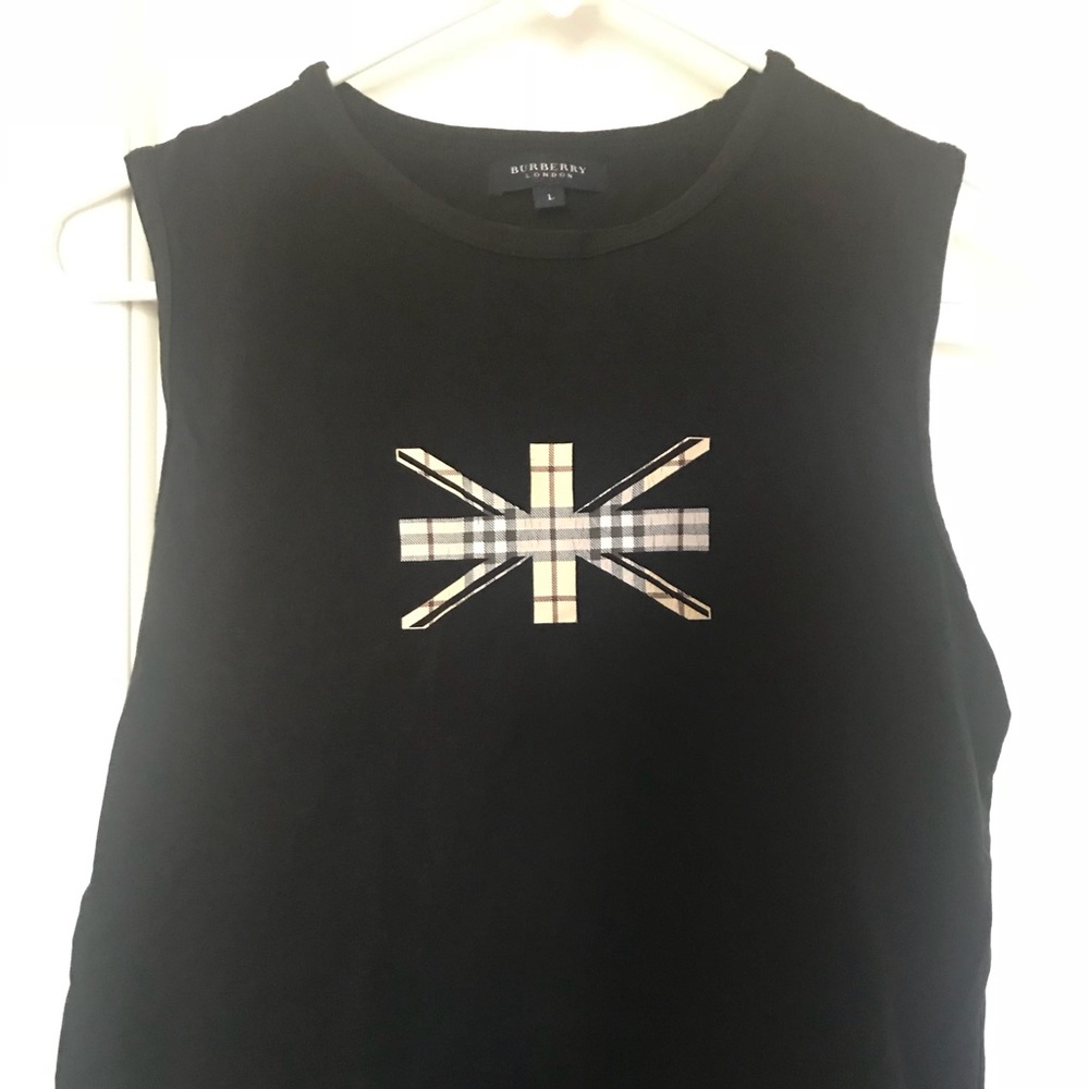 Sleeveless Burberry UK  flag tank